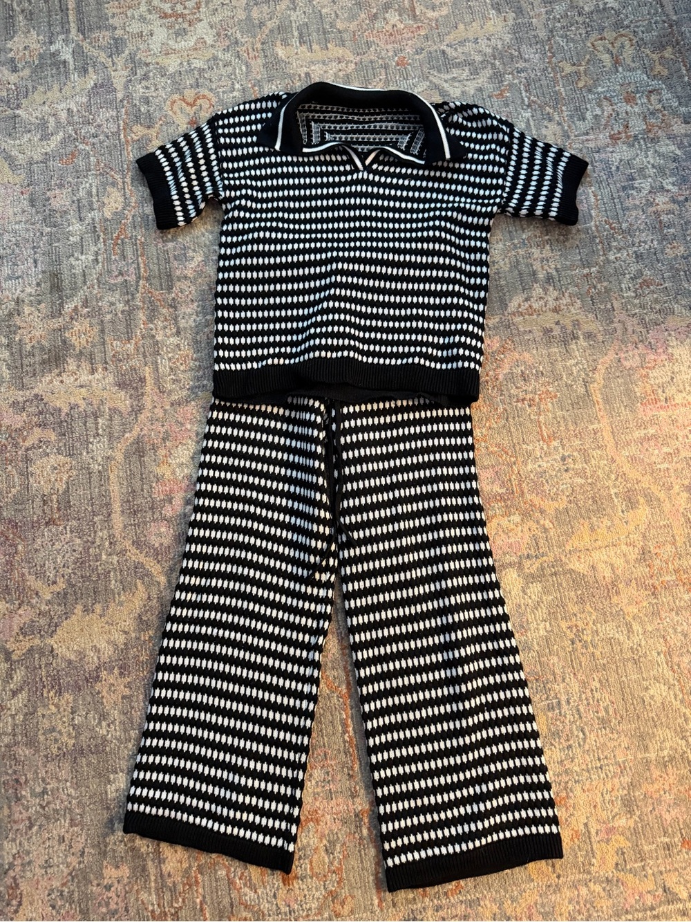 Women’s Black and White Knit Set